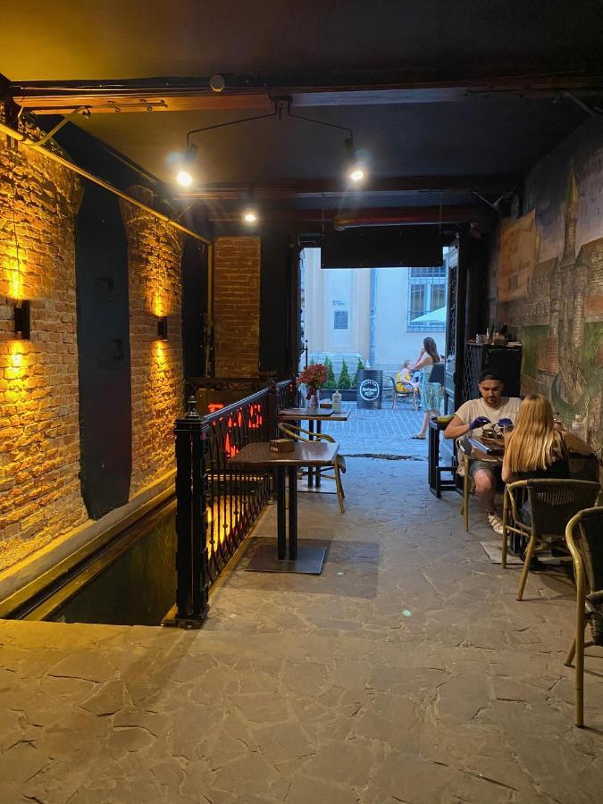 Центер Квартира На Вулиці Лесі Українки 19 Lviv Ngoại thất bức ảnh