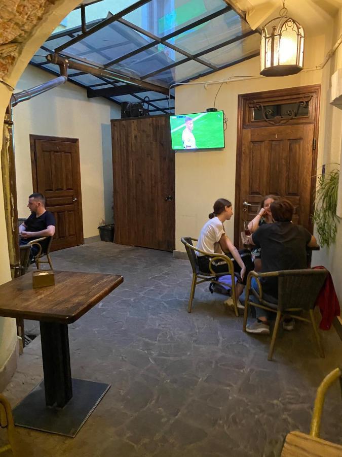 Центер Квартира На Вулиці Лесі Українки 19 Lviv Ngoại thất bức ảnh
